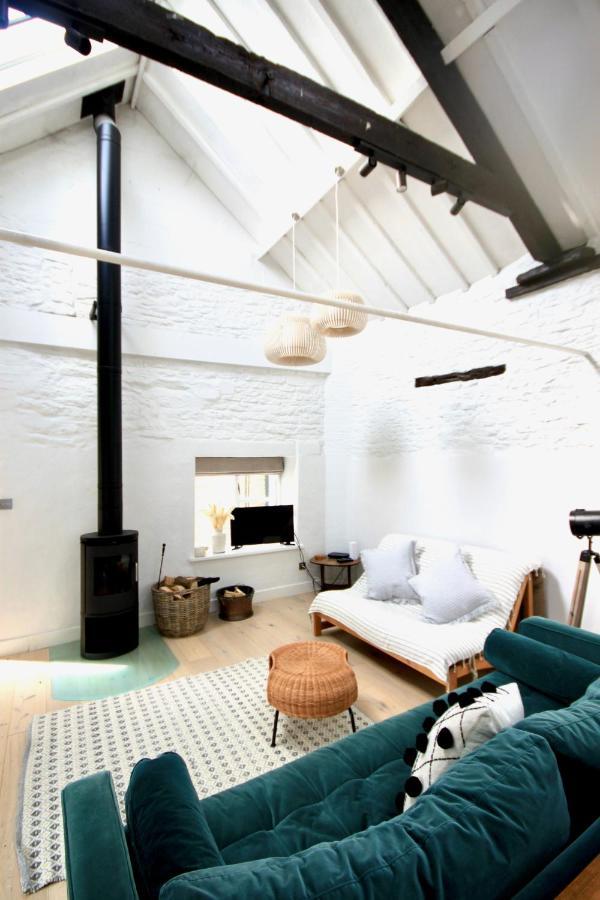 Beautiful Self-Contained Cotswolds Barn Villa Yatton Keynell Exterior foto